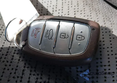 2018 Hyundai Elantra Limited из США, поврежденный, VIN KMHD84LF1JU492156